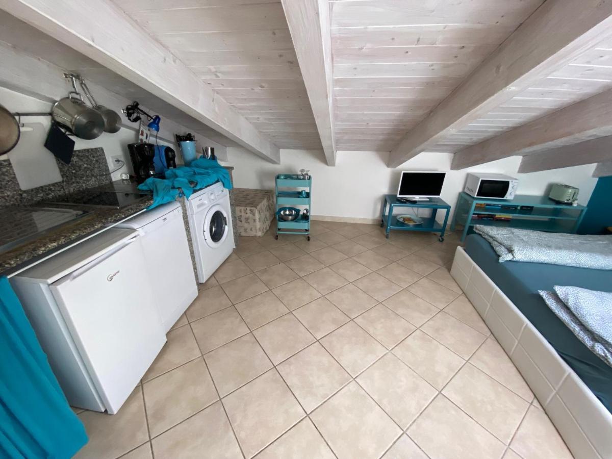 Studio Azzurro L Leilighet Valledoria  Eksteriør bilde